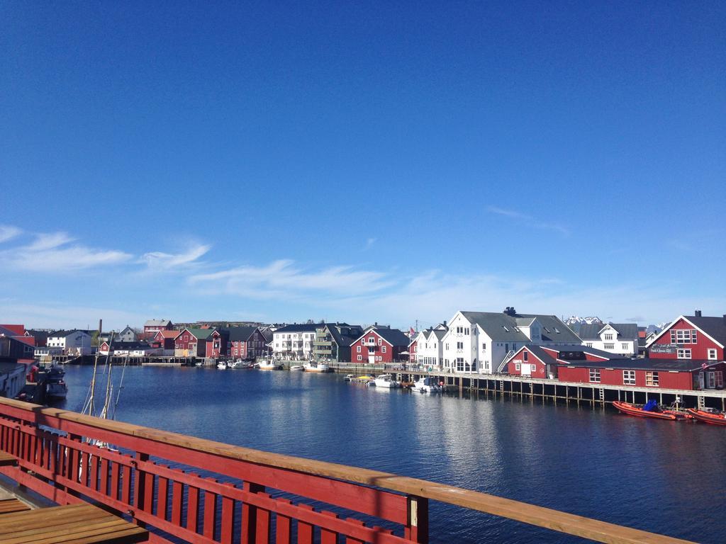 Finnholmen Brygge Henningsvaer Exterior photo